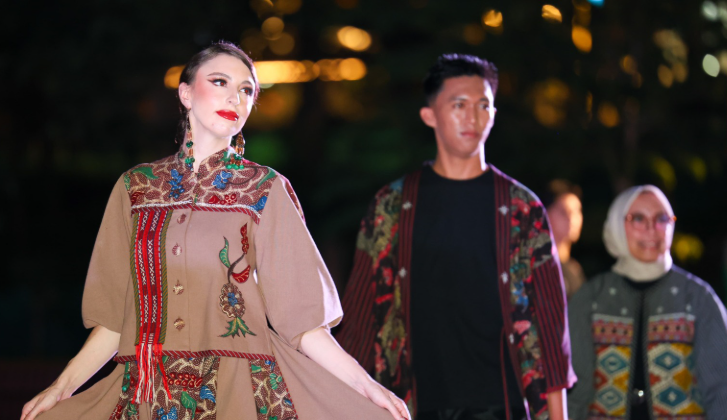 Keindahan Nuansa Alam Nusantara Menghias Dunia Fashion