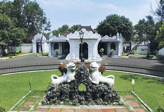 Pesona Warisan Nusantara Keraton Kasepuhan Cirebon